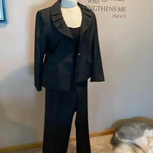 Le Suit size 12 black